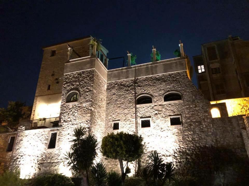 Bed and Breakfast Torre Caetana Minturno Exterior foto