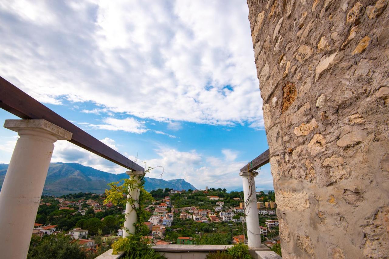 Bed and Breakfast Torre Caetana Minturno Exterior foto